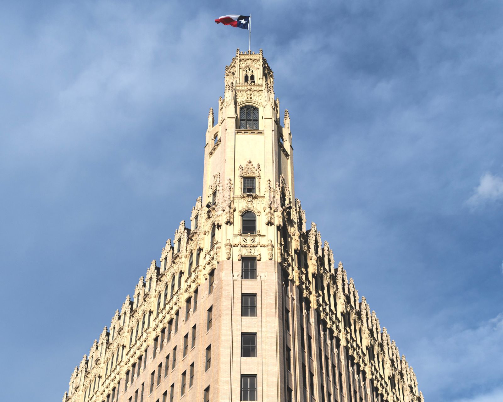 A historic skyscraper on the San Antonio skyline, Bexar County