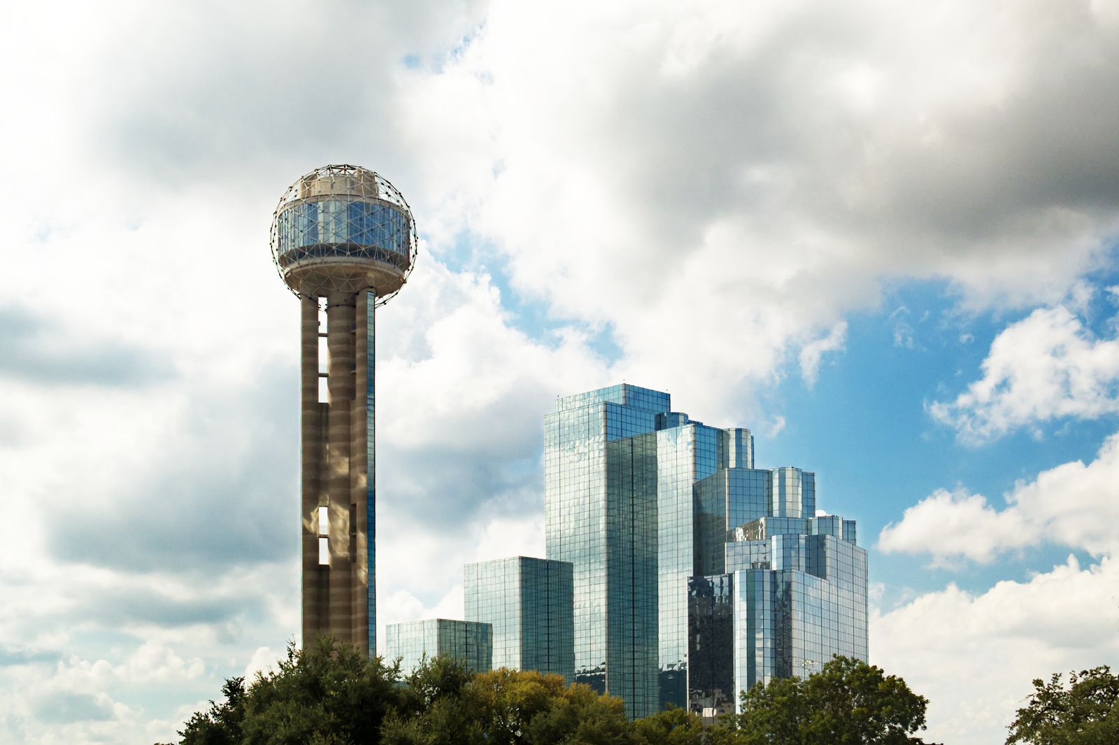 Reunion Tower on the Dallas skyline