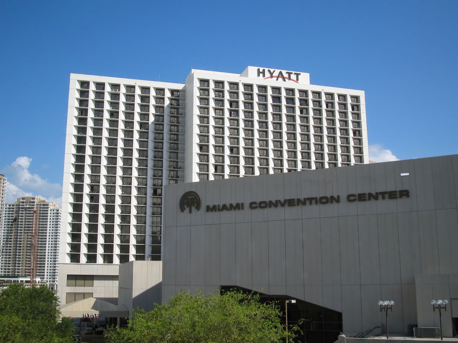 A downtown Miami commercial building and convention center
