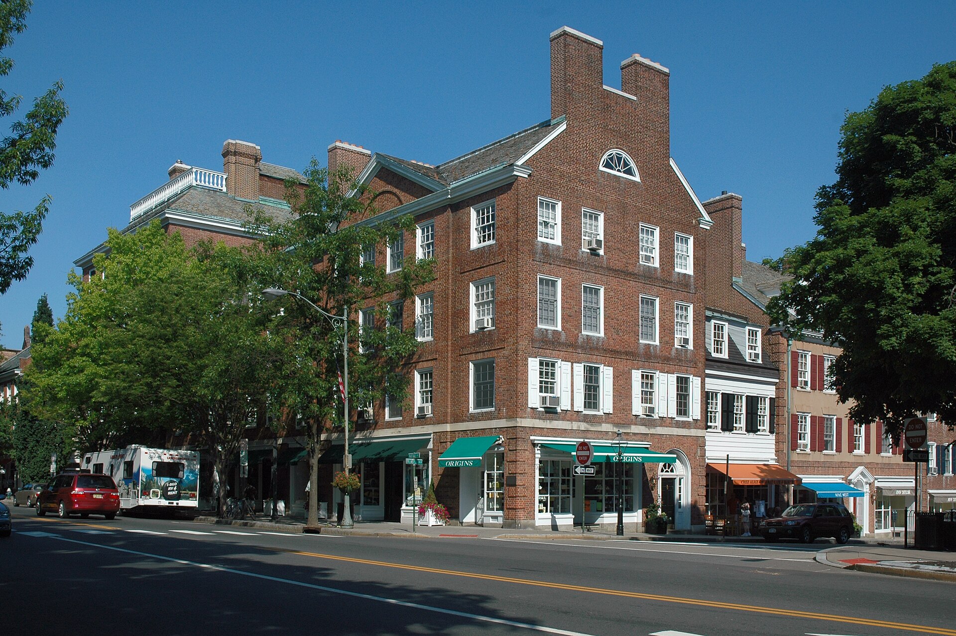Nassau Street and Palmer Square in downtown Princeton, New Jersey