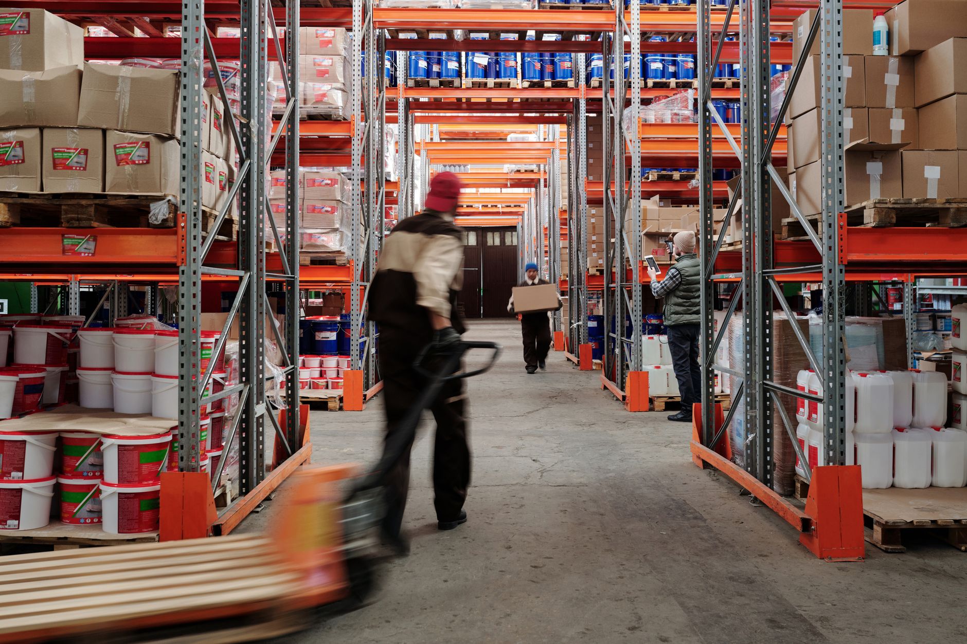 Distribution warehouse, representative of the Lehigh Valley logistics market