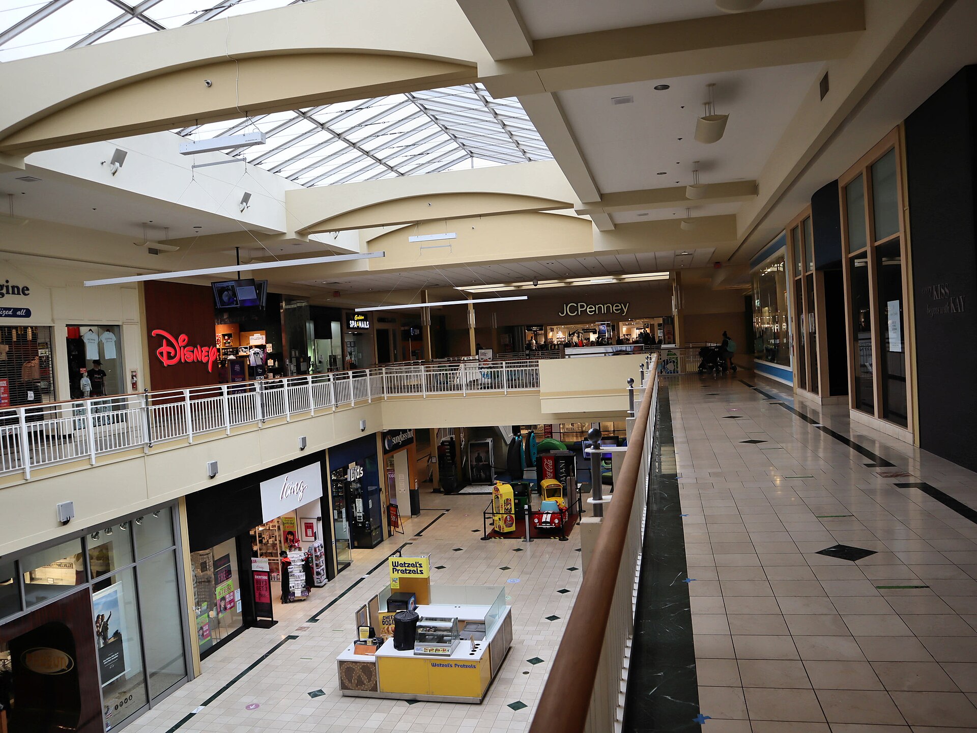 Interior of Lehigh Valley Mall