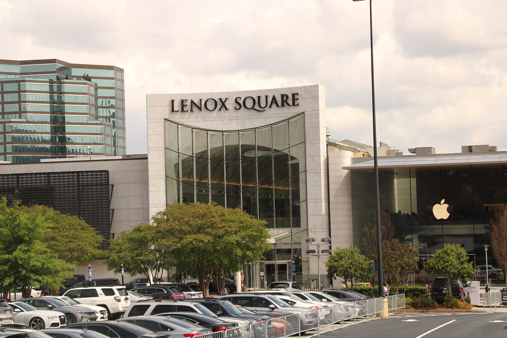 Entrance to Lenox Square