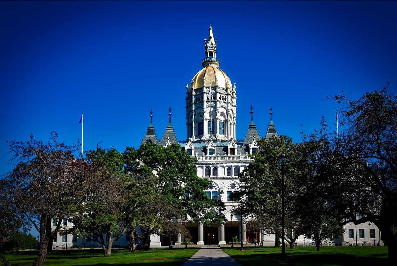 Hartford — commercial construction market