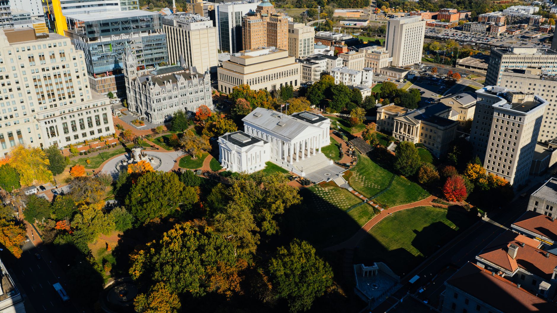 Lynchburg — commercial construction market